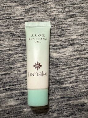 Hanalei Aloe Soothing Gel - Mint Green